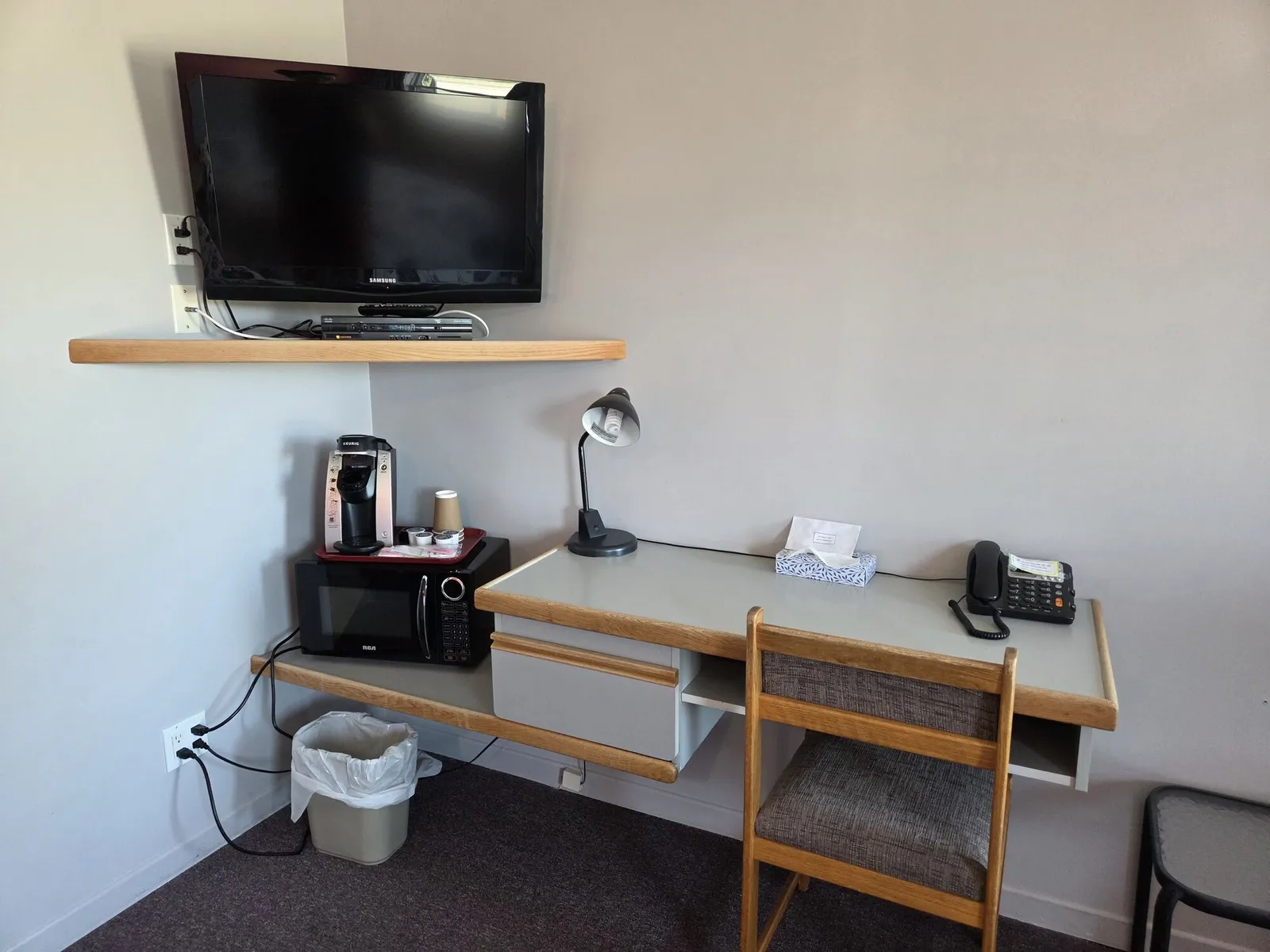 Chambre 1 lit double au Motel Claude — photo 4