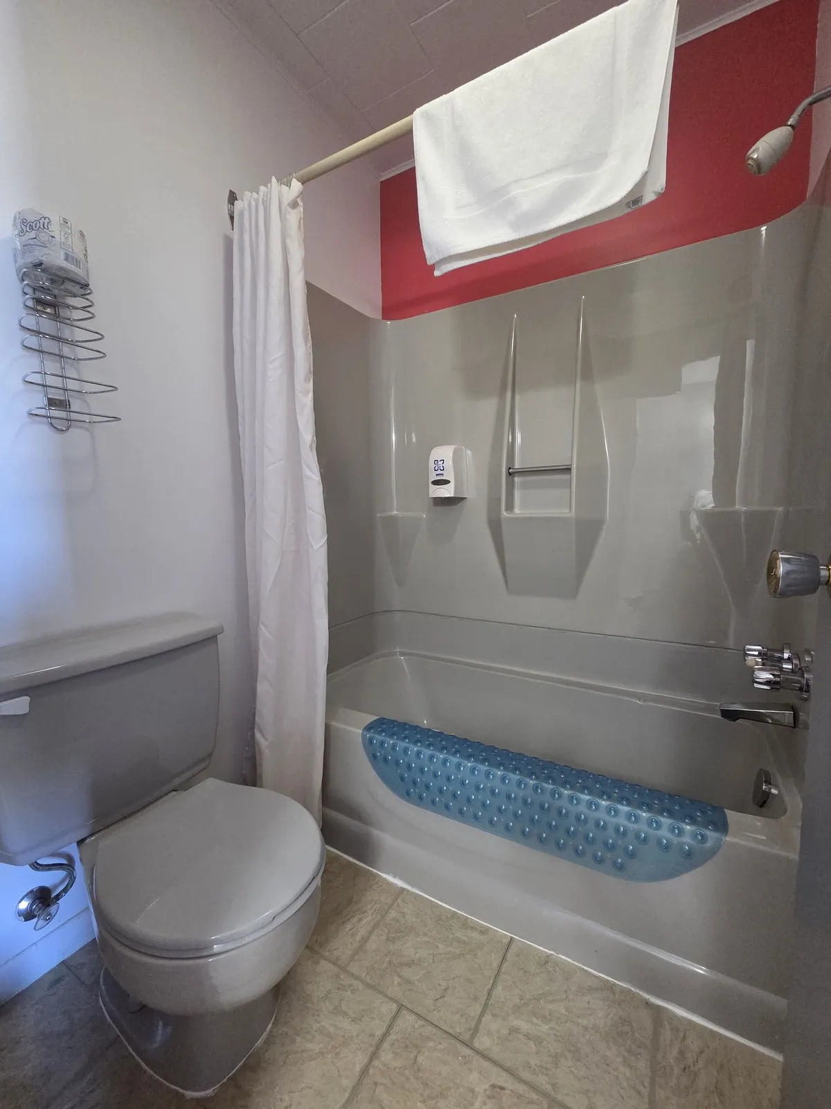 Chambre 2 lits doubles au Motel Claude — photo 5